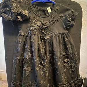 Black floral lace baby dress with bonnet 6-12 months